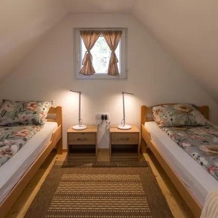 Сasa de vacaciones Planinska Kuca Rabas Bajina Basta