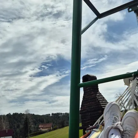 Planinska Kuca Rabas Сasa de vacaciones *